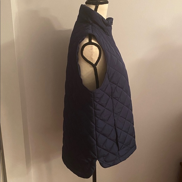 Lands end dark blue vest NEW size small (6-8) - Picture 4 of 9